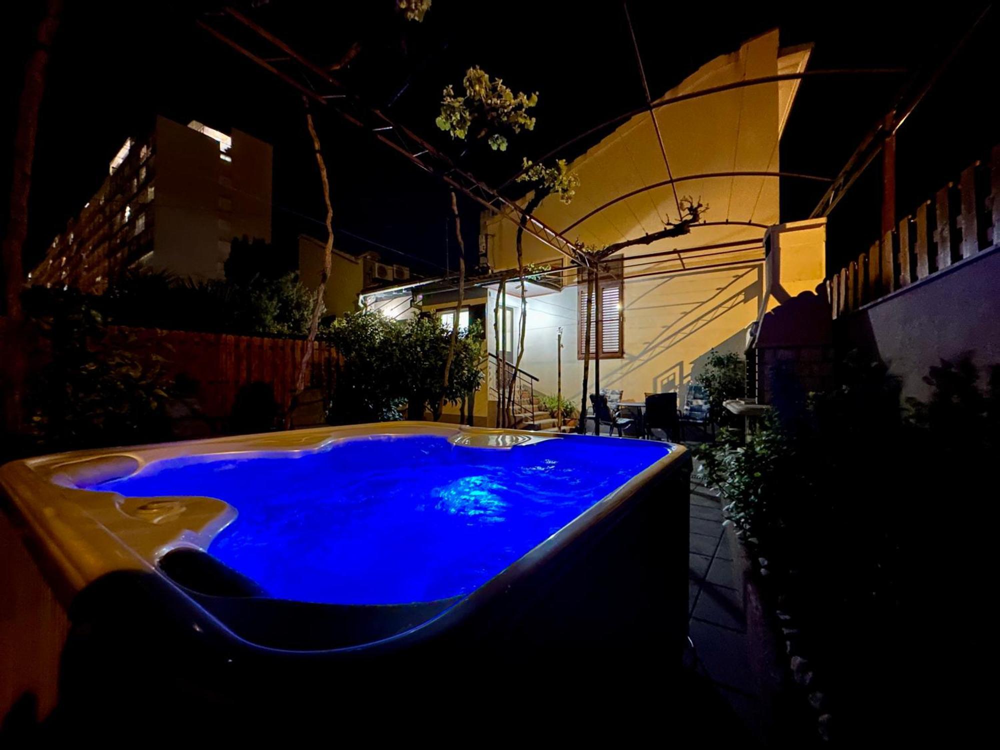 Antique Garden Villa สปลิท ภายนอก รูปภาพ